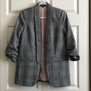 NWOT gray plaid boyfriend blazer